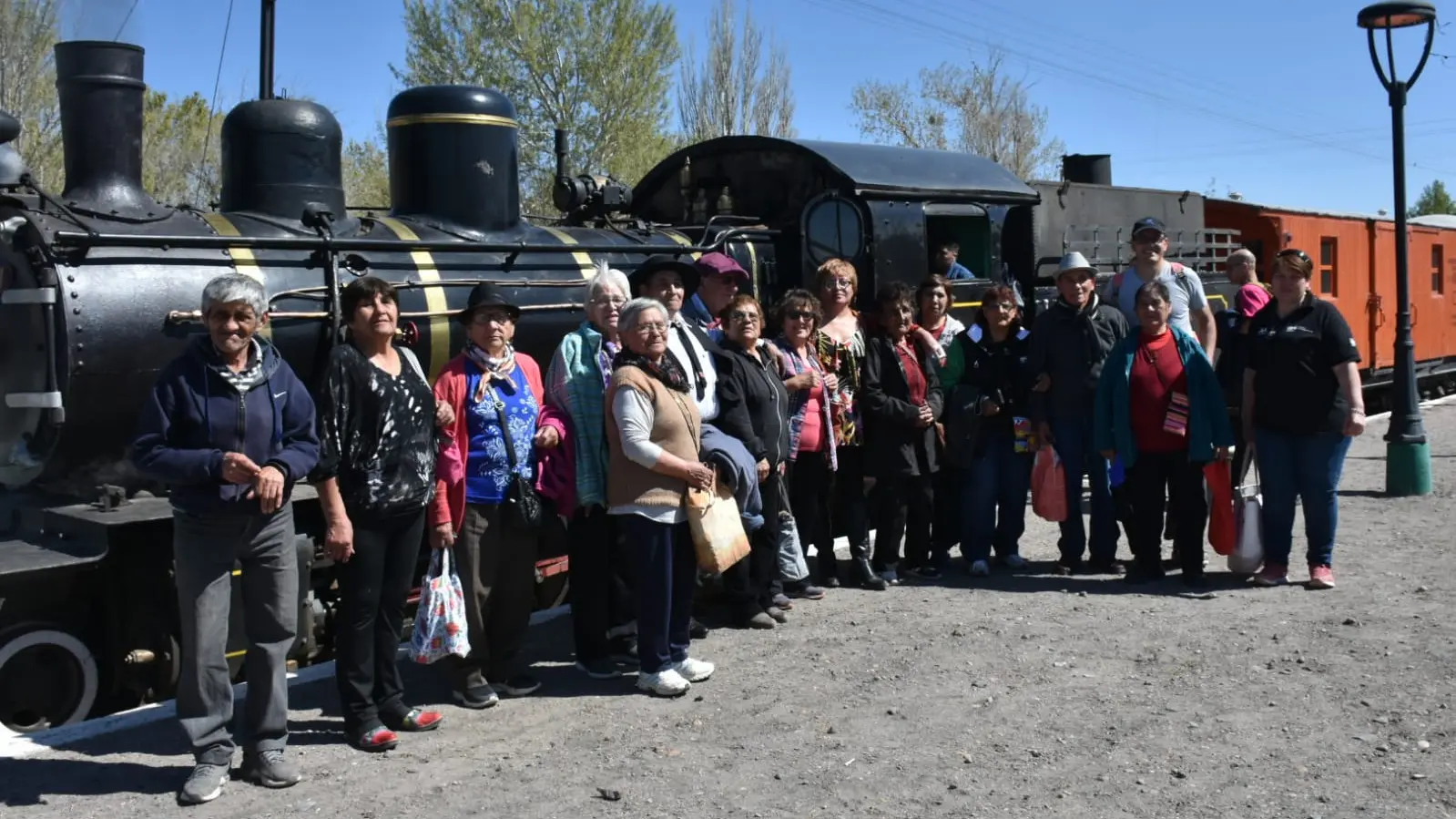 La Trochita rionegrina inició su calendario de excursiones turísticas