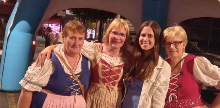 ALDEA SAN ANTONIO PRESENTÓ EN BUENOS AIRES LA FIESTA DEL INMIGRANTE ALEMÁN.