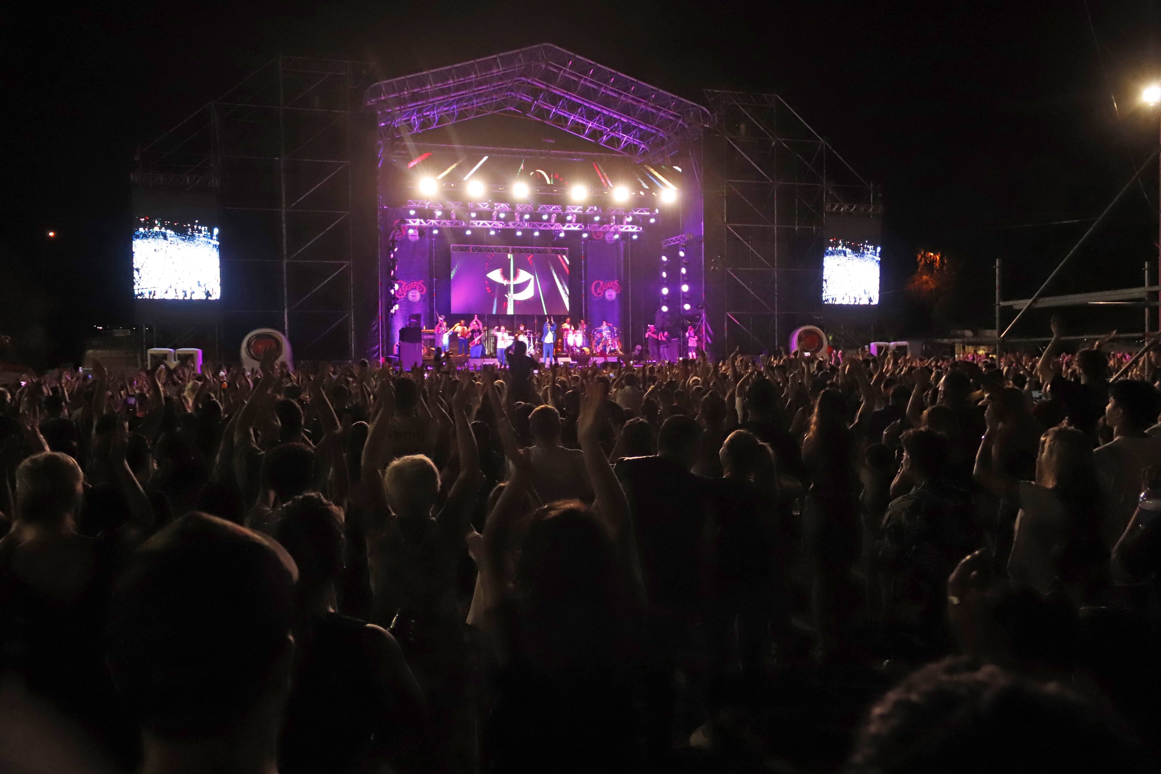 Miles de turistas disfrutaron de la Apertura de Temporada en Carlos Paz