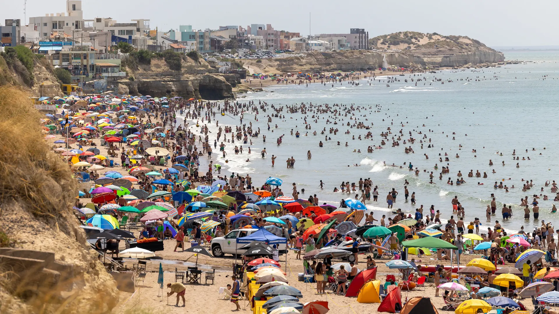 Las Grutas despide enero con festejos por un nuevo aniversario