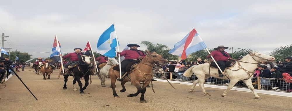 Villaguay festejó el Día de la Independencia con un multitudinario desfile