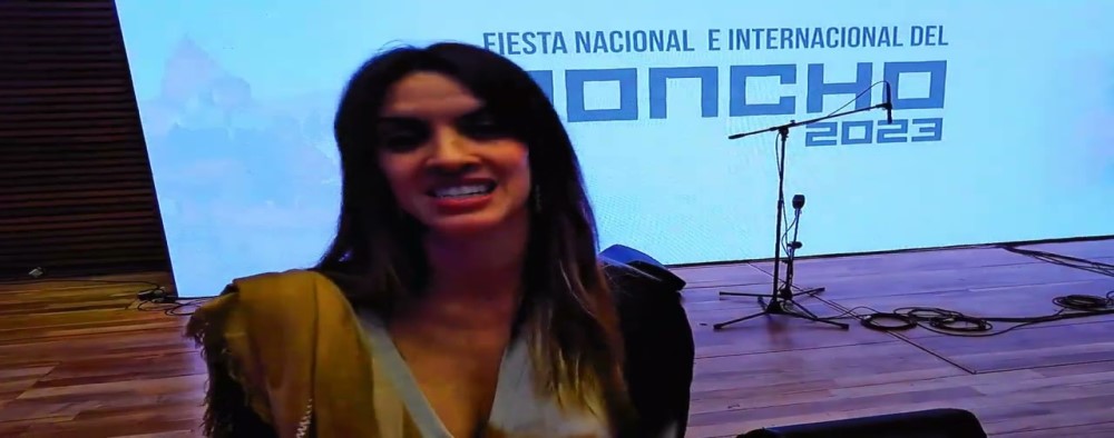 YANINA MARTÍNEZ EN EL LANZAMIENTO DE LA FIESTA DEL PONCHO DE CATAMARCA.