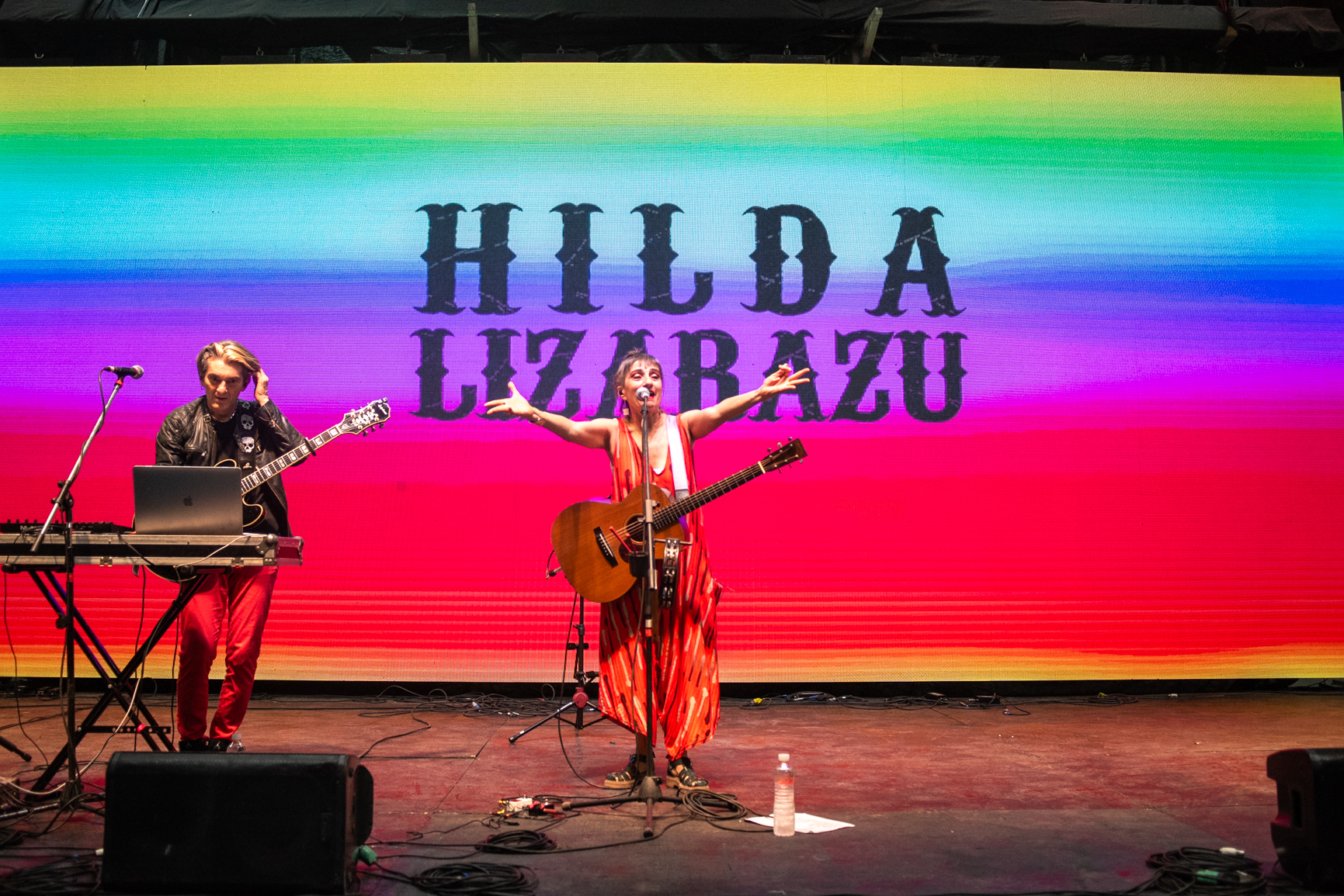 Convocante cierre de la Feria del Libro con Hilda Lizarazu