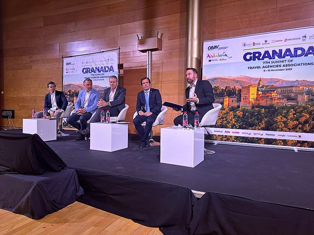 ANDRÉS DEYÁ EN LA VII CUMBRE MUNDIAL DE AGENCIAS DE VIAJES: “LA PROFESIONALIZACIÓN DEL AGENTE DE VIAJES ES EL FUTURO”