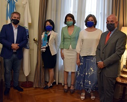 Autoridades de FEHGRA se reunieron con Yukiko Arai, directora de la OIT en Argentina