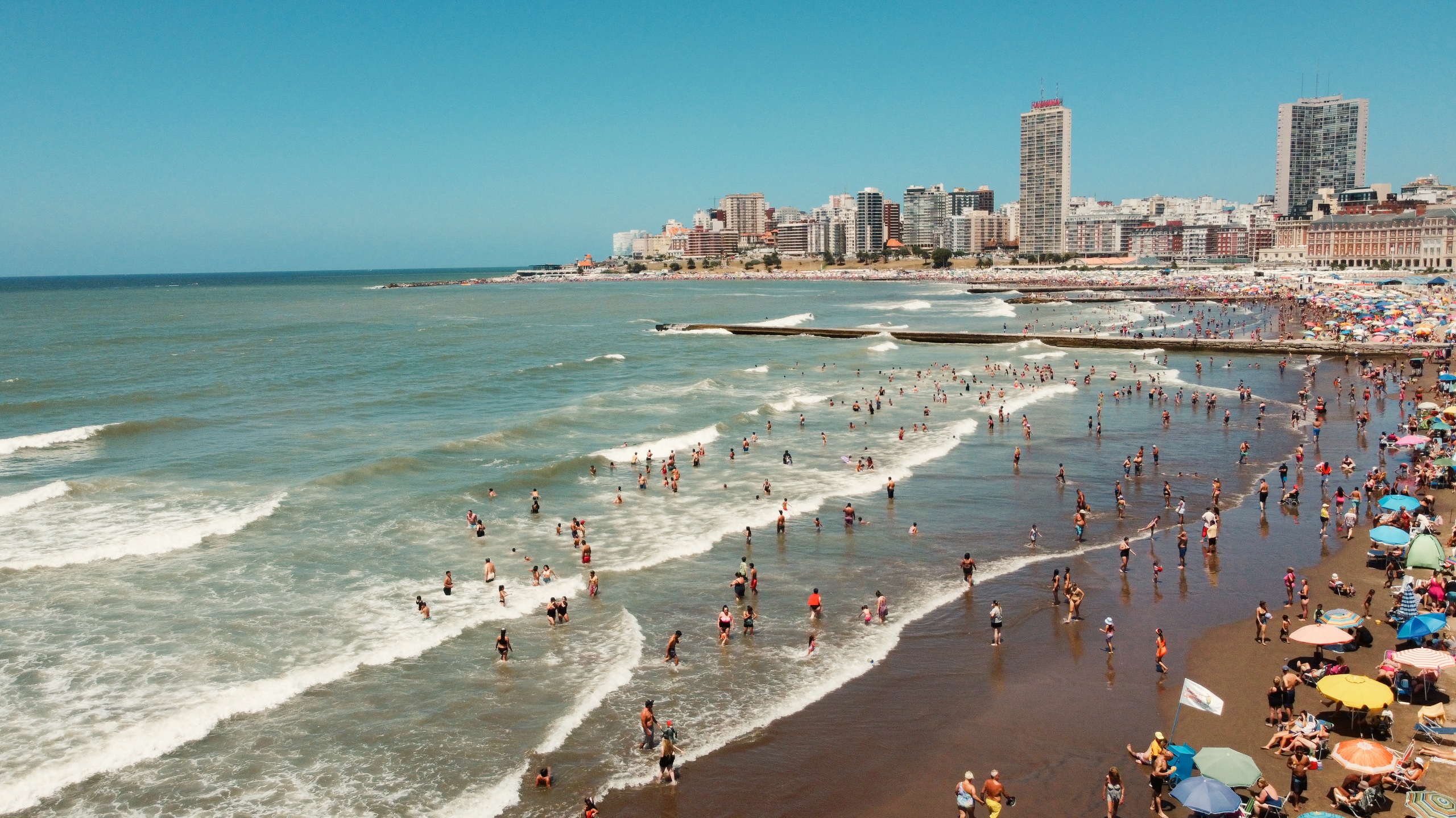 Mar del Plata: arribaron 166.640 turistas en el fin de semana de año nuevo