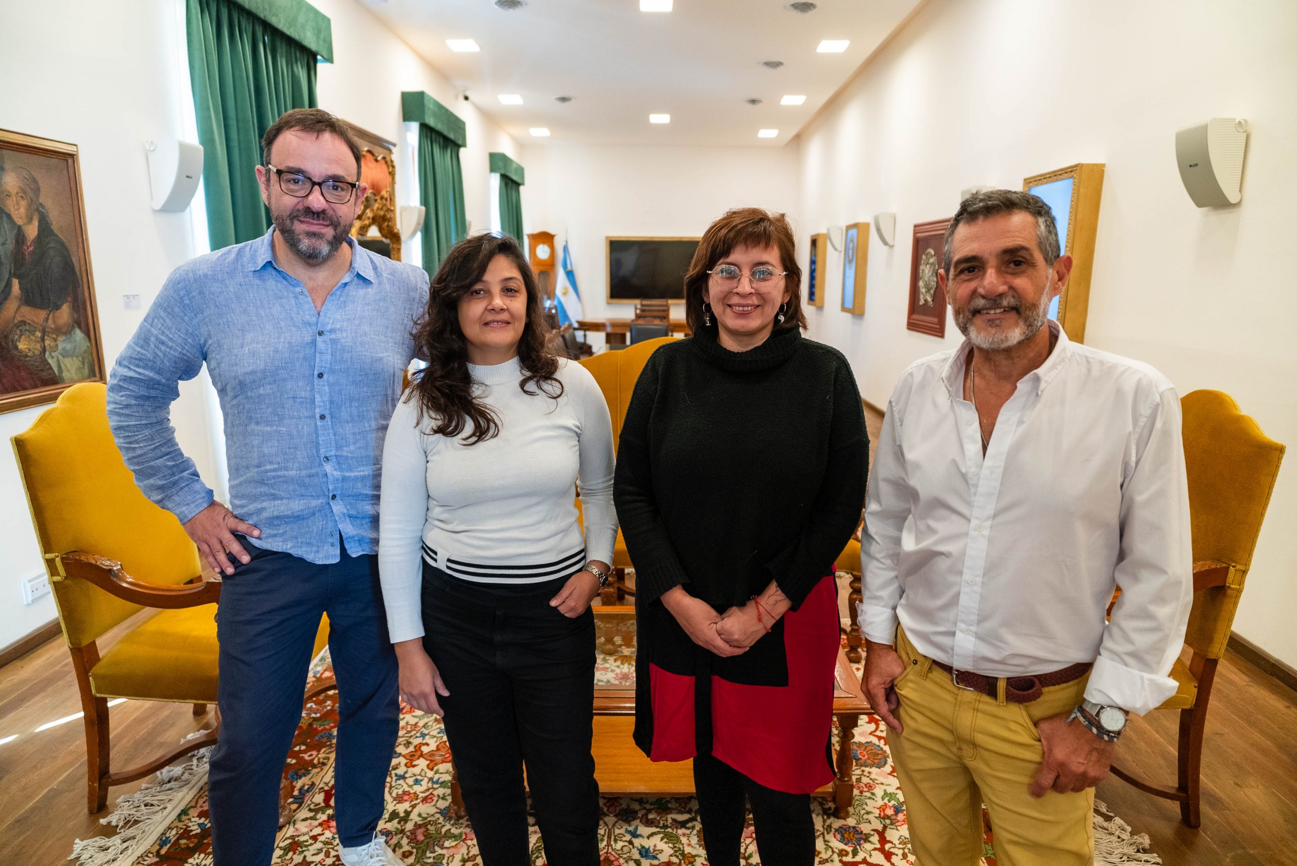 1° Salón de Artes Visuales del Bicentenario: deliberó el jurado y seleccionó los artistas ganadores