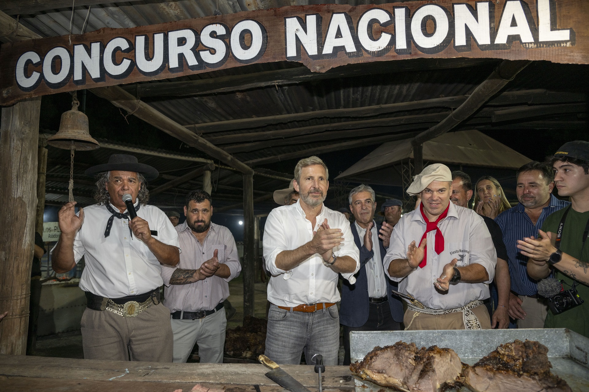 El gobernador Frigerio dejó inaugurada la Fiesta Nacional del Asado con Cuero en Viale