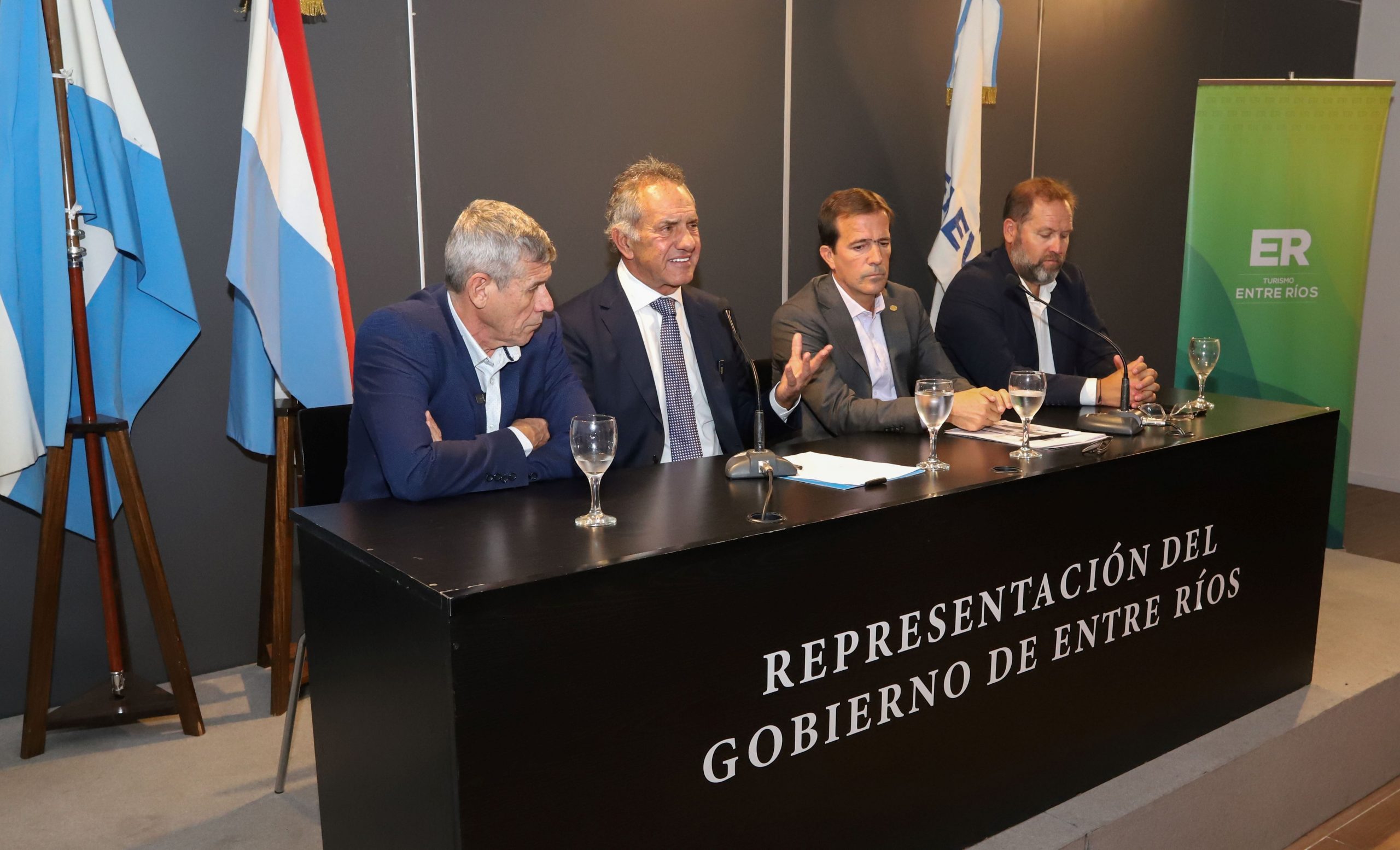 Scioli en la presentación del 50° Congreso de Agentes de Viajes